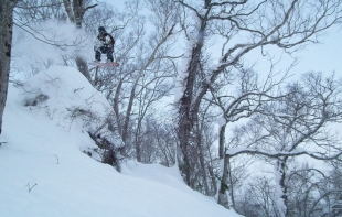 christian-sending-it-strawberry-fields-low