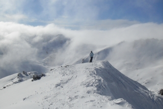 off-piste-hike-the-remarkables-queenstown-new-zealand